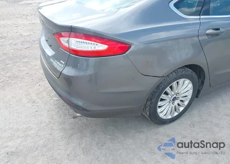 2014 Ford Fusion Hybrid Se z USA, uszkodzony, nr VIN 3FA6P0LU3ER152517